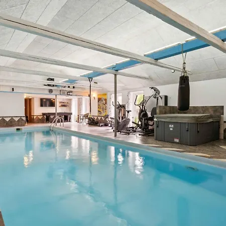House Furnished In A Longhouse On A Larger Farm, Villa Hasselager
